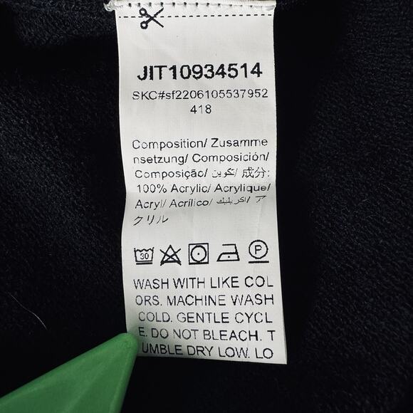 Skull Knit Sleeveless Sweater Vest Women’s 1X Long Black White Gothic Emo Preppy - Picture 6 of 7